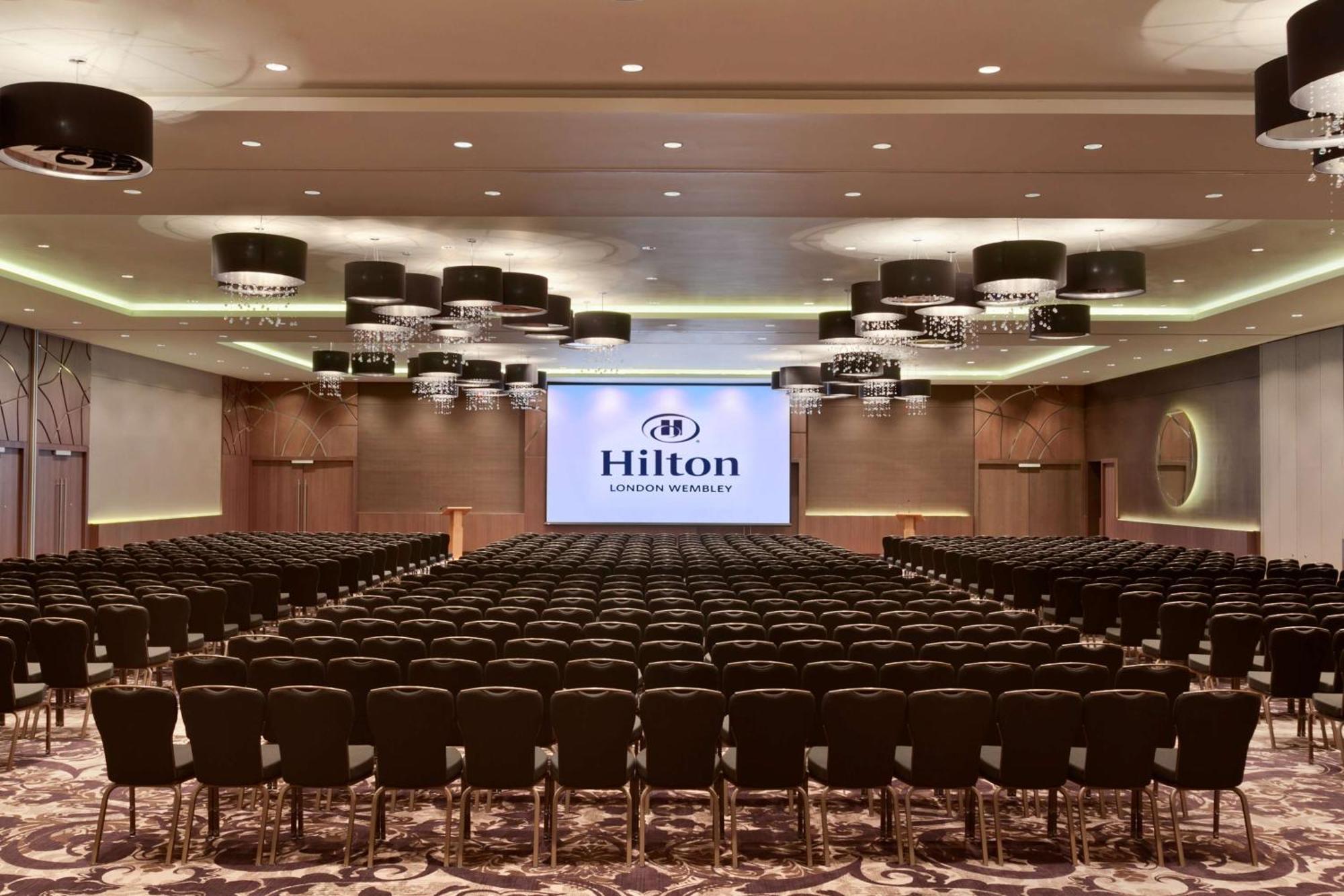 Hilton London Wembley Hotell Exteriör bild